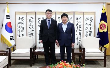 신임 행정부지사 접견