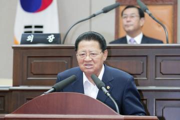 제9대 의회 후반기 상임위원장 당선인사 중