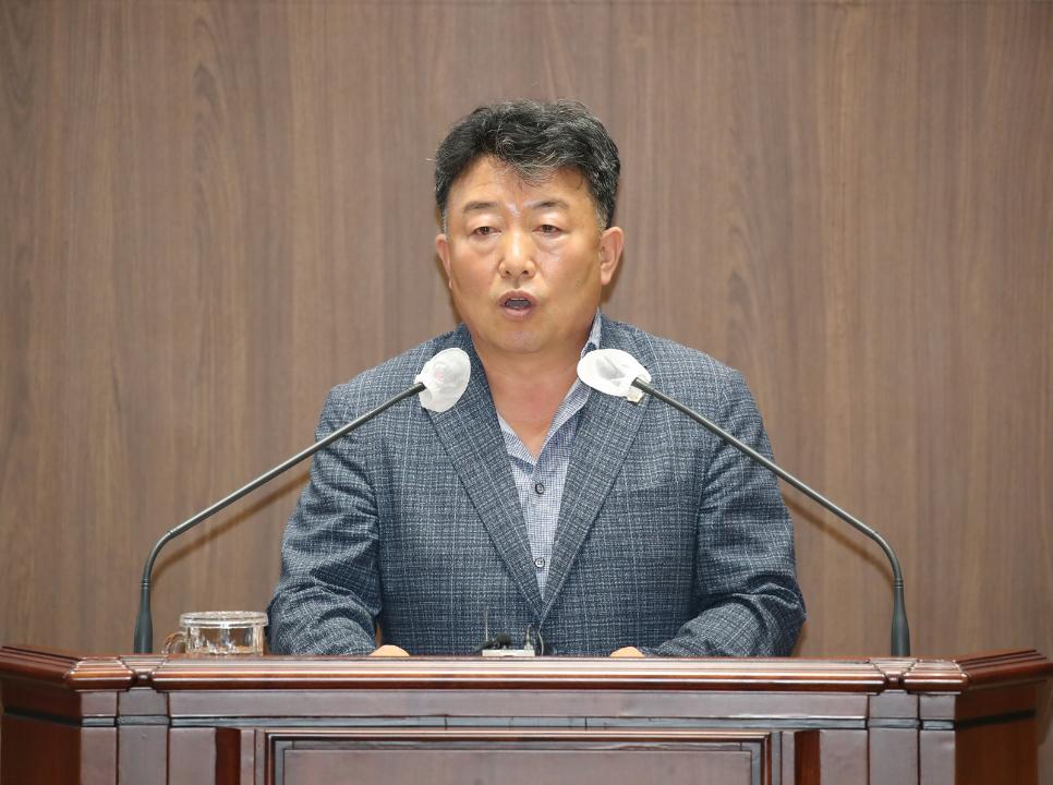 '오인환 의원, 농업기반시설 관리권 지자체 이양 촉구' 게시글의 사진(2) '230725_제346회 임시회 제2차 본회의 오인환 의원 5분발언.JPG'