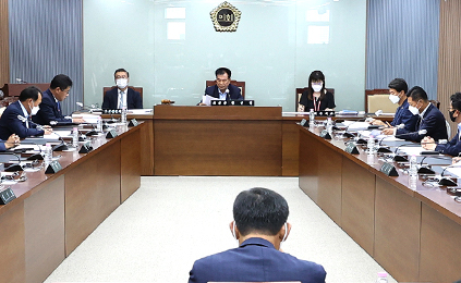 議会運営委員会 picture