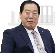 Kim Myoung-sun, the Chairman of ChungcheongNam-do Council